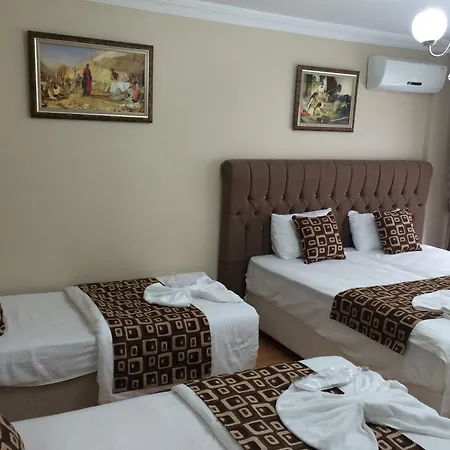 Hotel apartamentowy Black Bird 2*