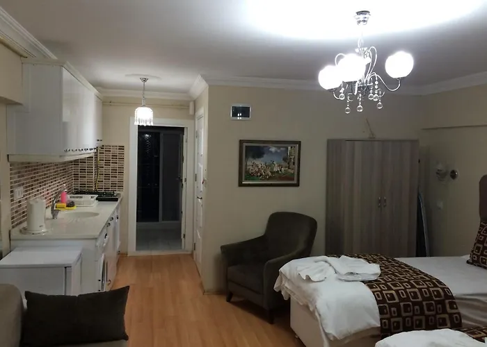 Black Bird Aparthotel