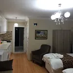 Black Bird 公寓式酒店