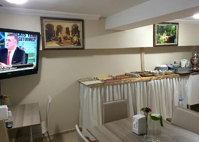 Apart Otel Black Bird 2*